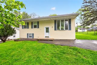 9 Lynaugh Road, Victor, NY 14564