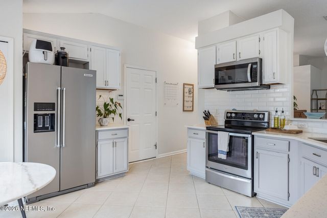 244 CLOVER Court, St. Johns, FL 32259