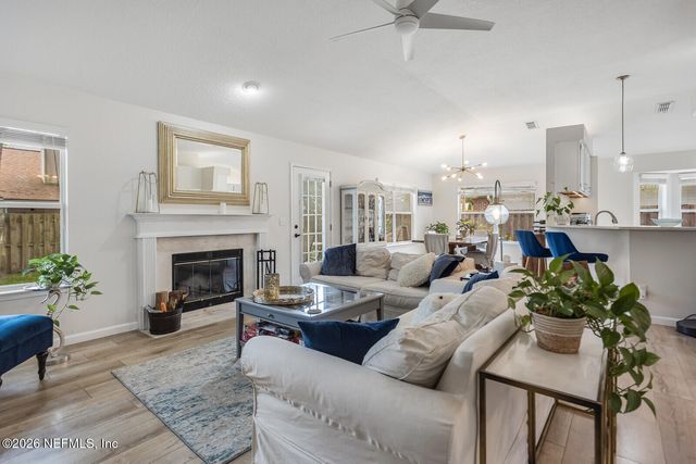 244 CLOVER Court, St. Johns, FL 32259