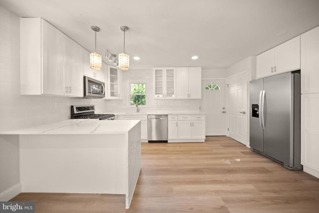 197 CABBEL DR, Manassas Park, VA 20111