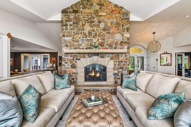 5940 Loring Drive, Minnetrista, MN 55364