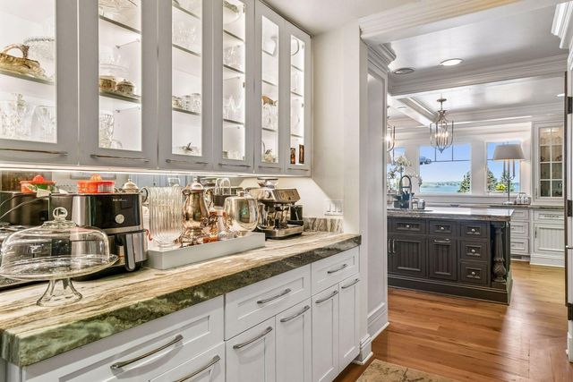 5940 Loring Drive, Minnetrista, MN 55364