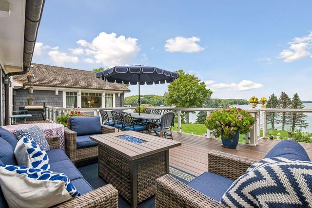 5940 Loring Drive, Minnetrista, MN 55364