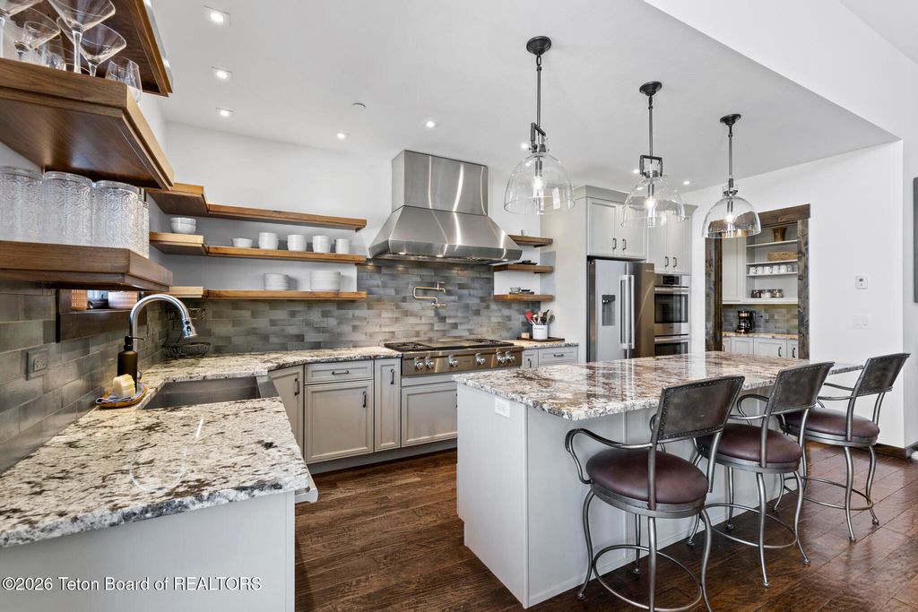 735 UPPER REDMOND Road, Jackson, WY 83001 photo 10