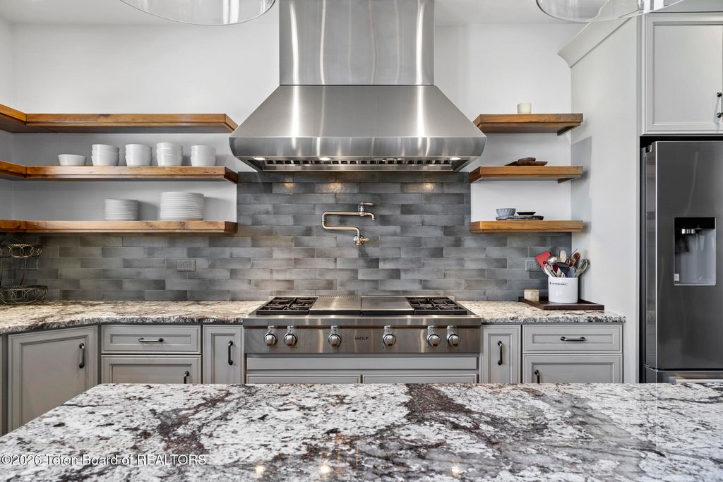 735 UPPER REDMOND Road, Jackson, WY 83001 photo 12