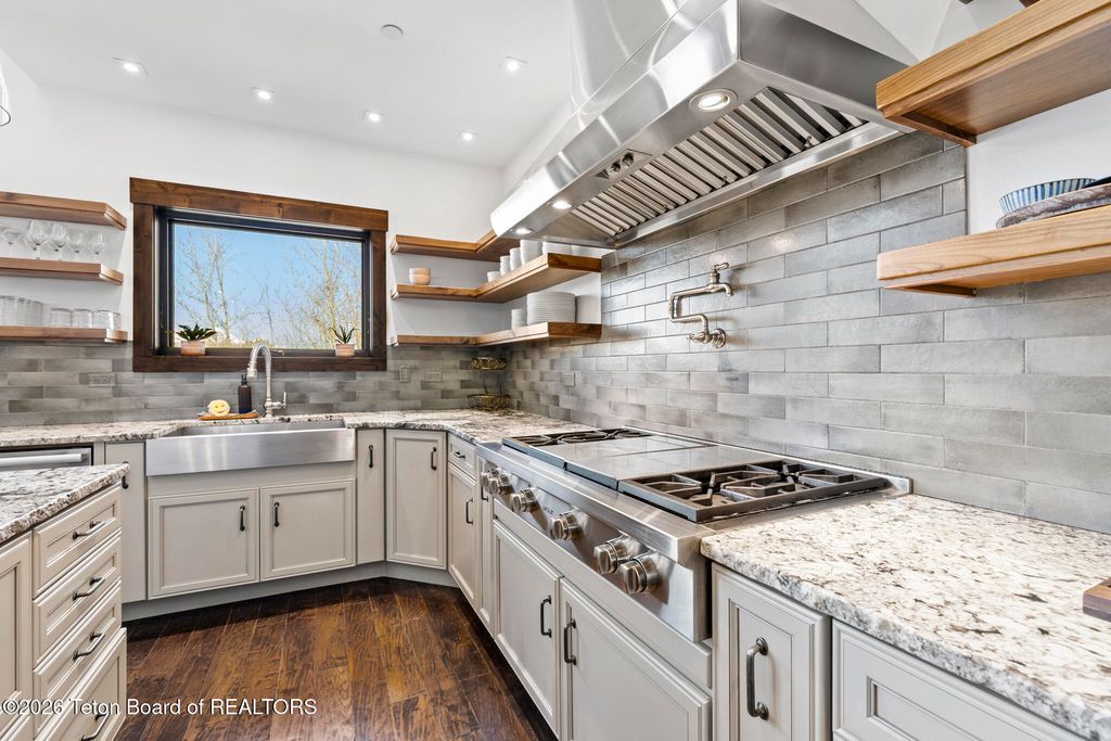 735 UPPER REDMOND Road, Jackson, WY 83001 photo 13