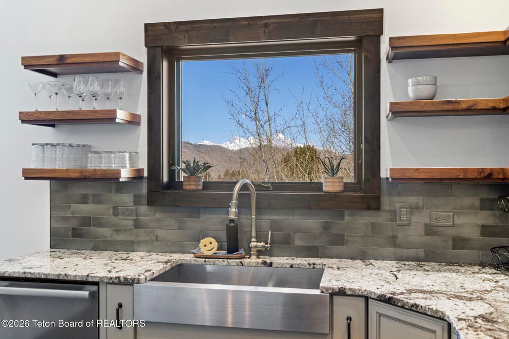 735 UPPER REDMOND Road, Jackson, WY 83001 photo 14