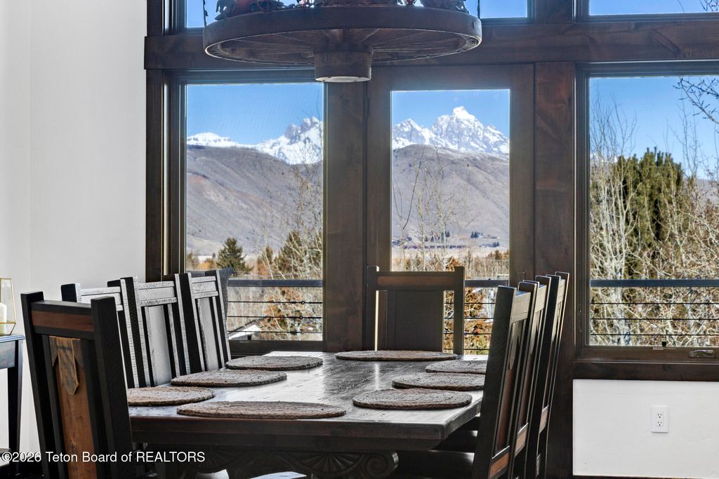 735 UPPER REDMOND Road, Jackson, WY 83001 photo 6