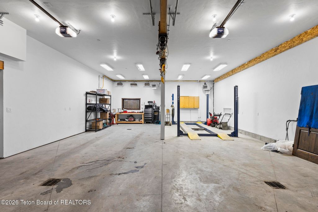 735 UPPER REDMOND Road, Jackson, WY 83001 photo 61