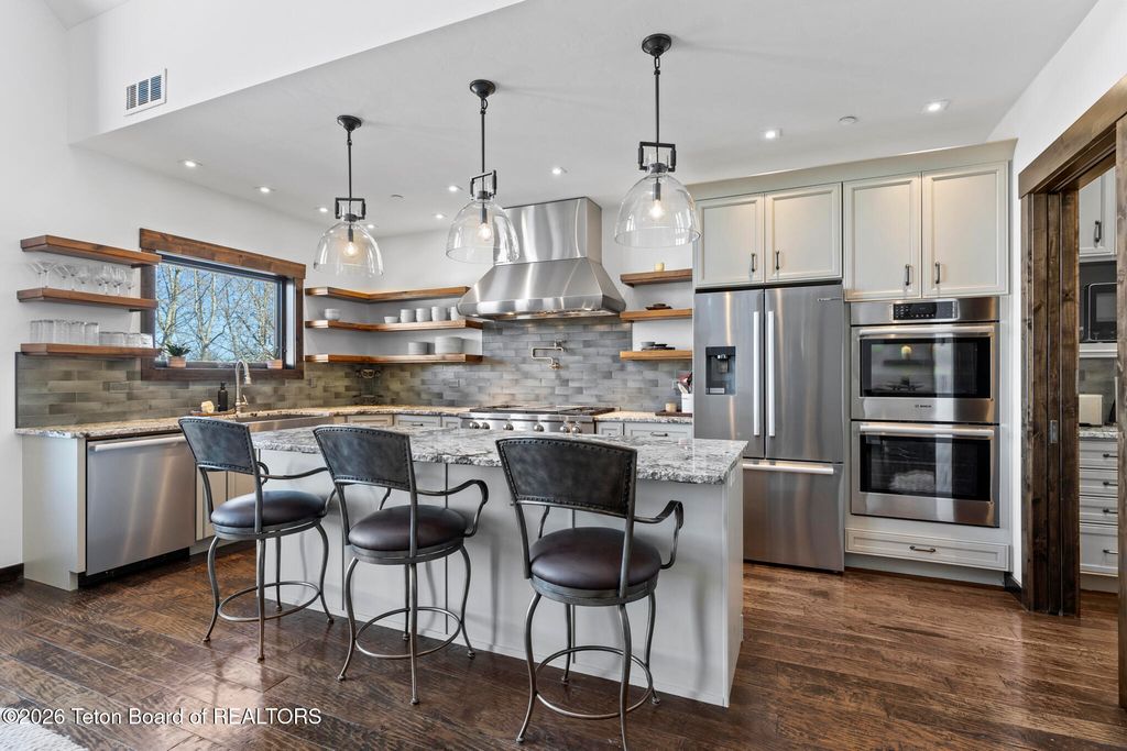 735 UPPER REDMOND Road, Jackson, WY 83001 photo 9