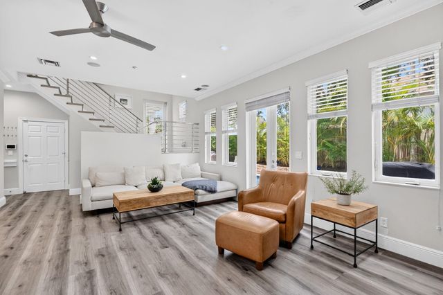 500 NE 17TH Avenue, Fort Lauderdale, FL 33301