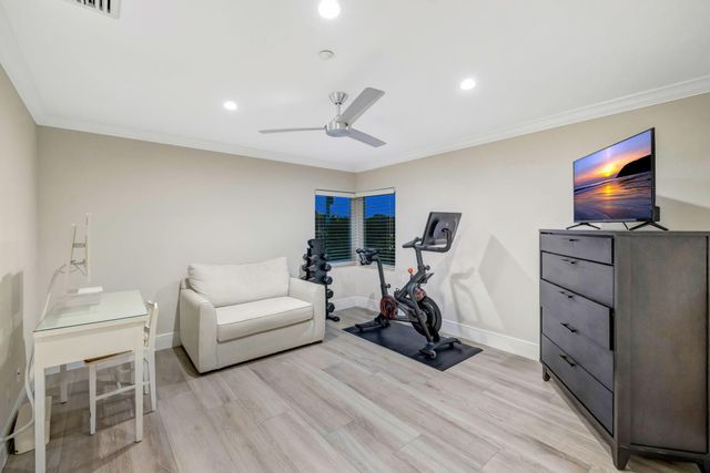 500 NE 17TH Avenue, Fort Lauderdale, FL 33301