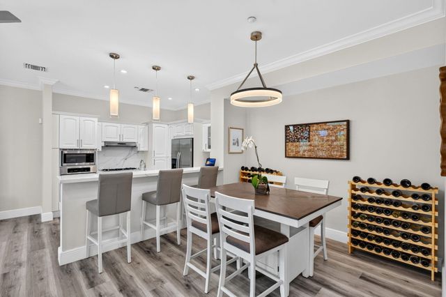 500 NE 17TH Avenue, Fort Lauderdale, FL 33301