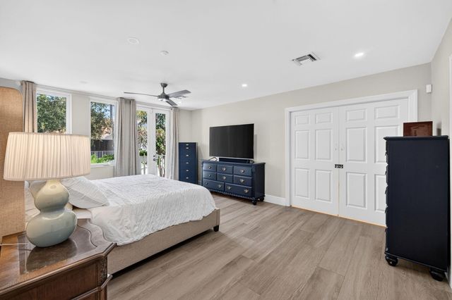 500 NE 17TH Avenue, Fort Lauderdale, FL 33301