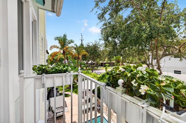 500 NE 17TH Avenue, Fort Lauderdale, FL 33301