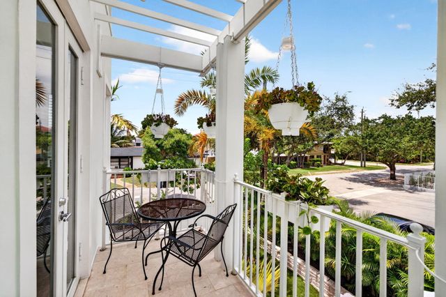 500 NE 17TH Avenue, Fort Lauderdale, FL 33301