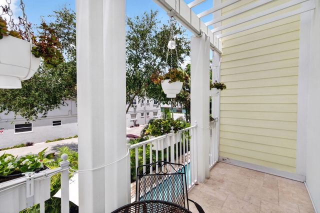 500 NE 17TH Avenue, Fort Lauderdale, FL 33301