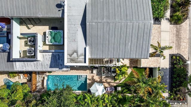 500 NE 17TH Avenue, Fort Lauderdale, FL 33301