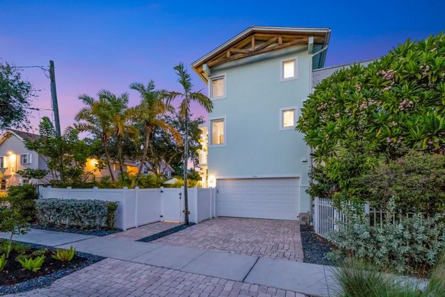 500 NE 17TH Avenue, Fort Lauderdale, FL 33301