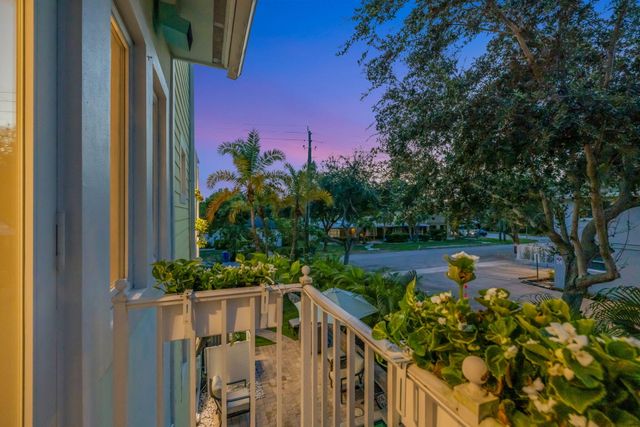 500 NE 17TH Avenue, Fort Lauderdale, FL 33301