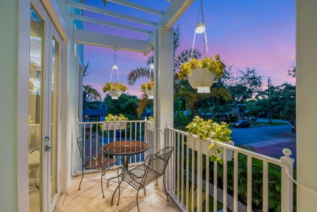500 NE 17TH Avenue, Fort Lauderdale, FL 33301