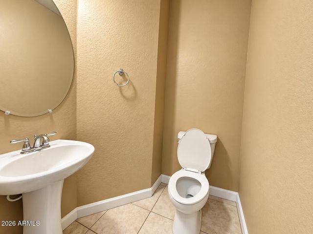 1367 S COUNTRY CLUB Drive 1132, Mesa, AZ 85210