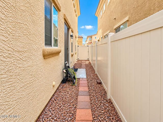 1367 S COUNTRY CLUB Drive 1132, Mesa, AZ 85210