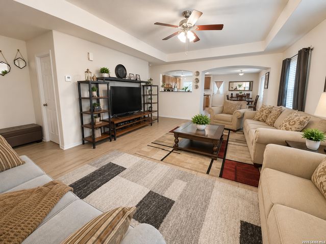 8835 Laguna Rio, San Antonio, TX 78251