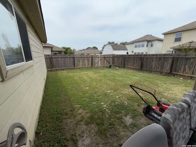 8835 Laguna Rio, San Antonio, TX 78251