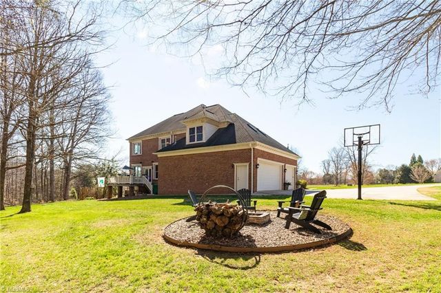 441 Mashie Drive, Summerfield, NC 27358