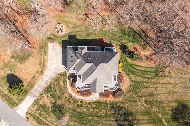 441 Mashie Drive, Summerfield, NC 27358