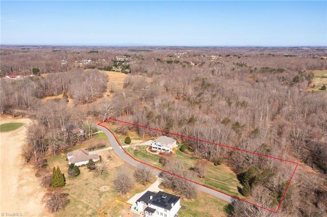 441 Mashie Drive, Summerfield, NC 27358