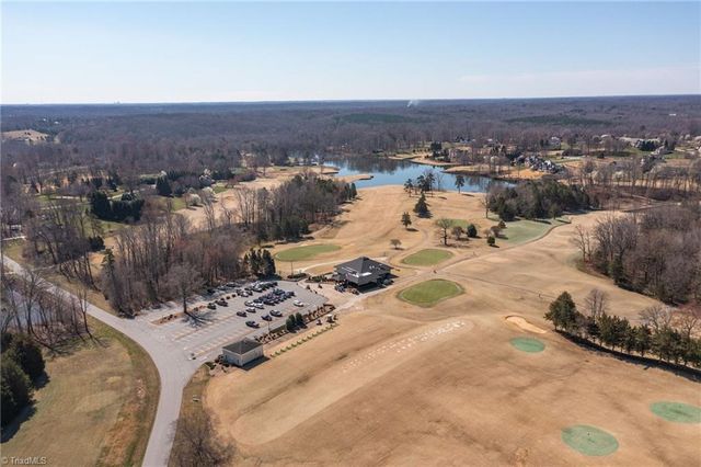 441 Mashie Drive, Summerfield, NC 27358