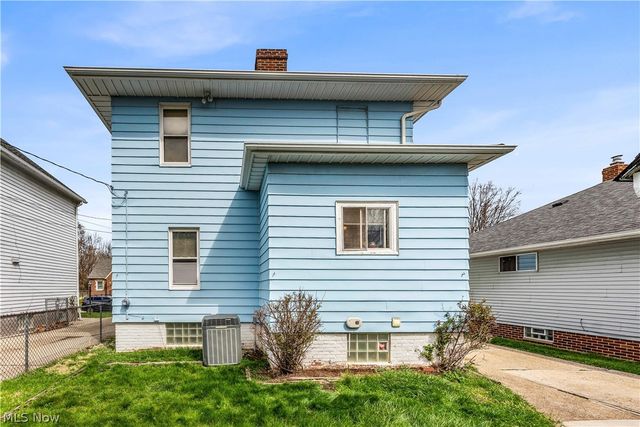 19720 Pasnow Avenue, Euclid, OH 44119