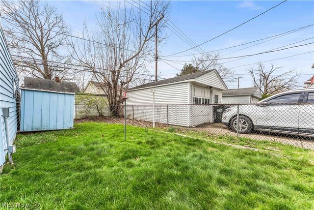 19720 Pasnow Avenue, Euclid, OH 44119