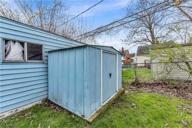 19720 Pasnow Avenue, Euclid, OH 44119