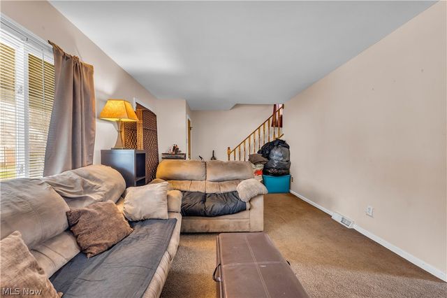 19720 Pasnow Avenue, Euclid, OH 44119