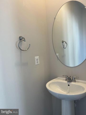 121 CANNING RD, Inwood, WV 25428