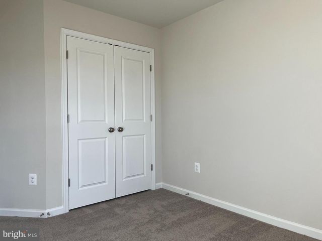 121 CANNING RD, Inwood, WV 25428