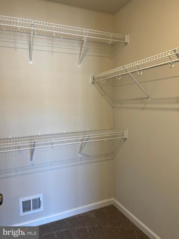 121 CANNING RD, Inwood, WV 25428