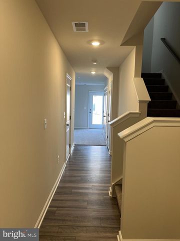 121 CANNING RD, Inwood, WV 25428