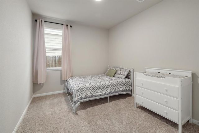 200 Arrowhead Vine DR, Leander, TX 78641