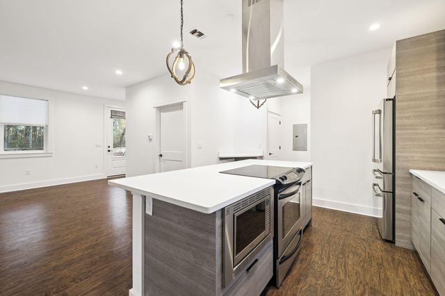 1763 Bay Grove Road, Freeport, FL 32439