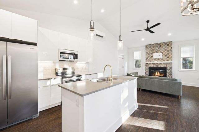 1763 Bay Grove Road, Freeport, FL 32439