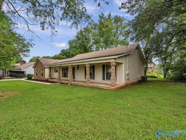 100 Brass Oak Drive, Madison, AL 35758