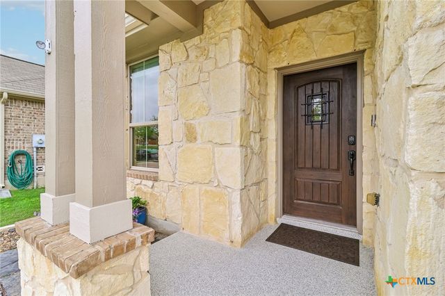 527 Pecan Forest, New Braunfels, TX 78130