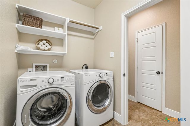 527 Pecan Forest, New Braunfels, TX 78130
