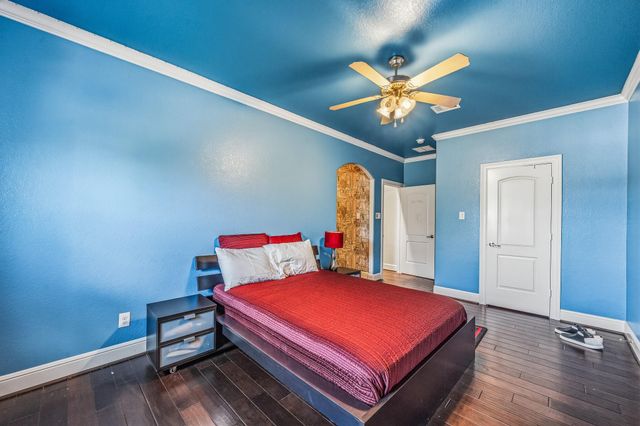 17515 W Bremonds Bend Court, Cypress, TX 77433