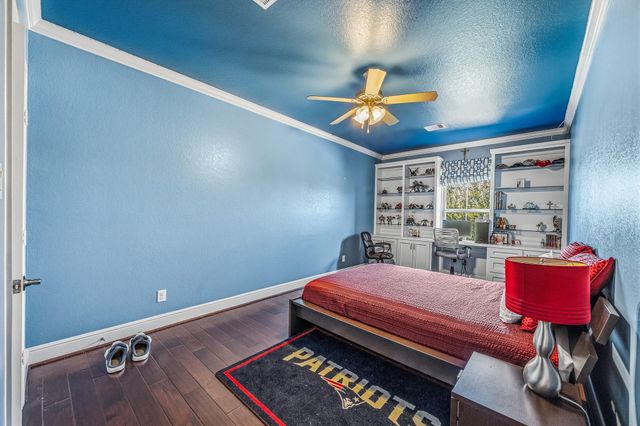 17515 W Bremonds Bend Court, Cypress, TX 77433