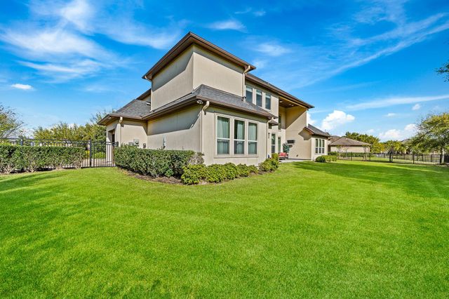 17515 W Bremonds Bend Court, Cypress, TX 77433